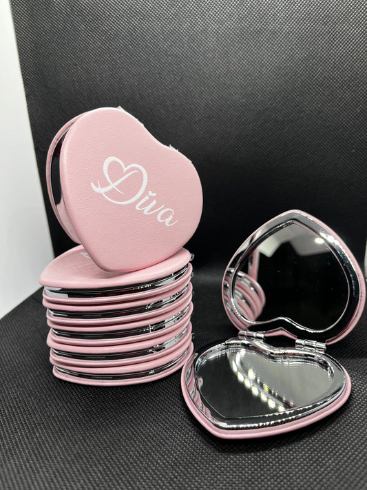 Diva compact mirror